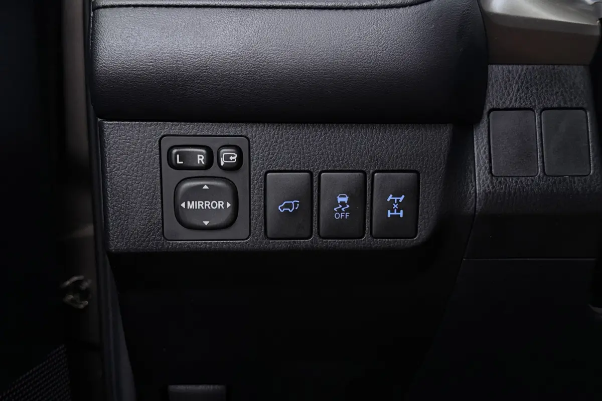 2.0 Style 4WD | Trekhaak | Keyless | Stoelverwarming | Camera | Navigatie | Leer |