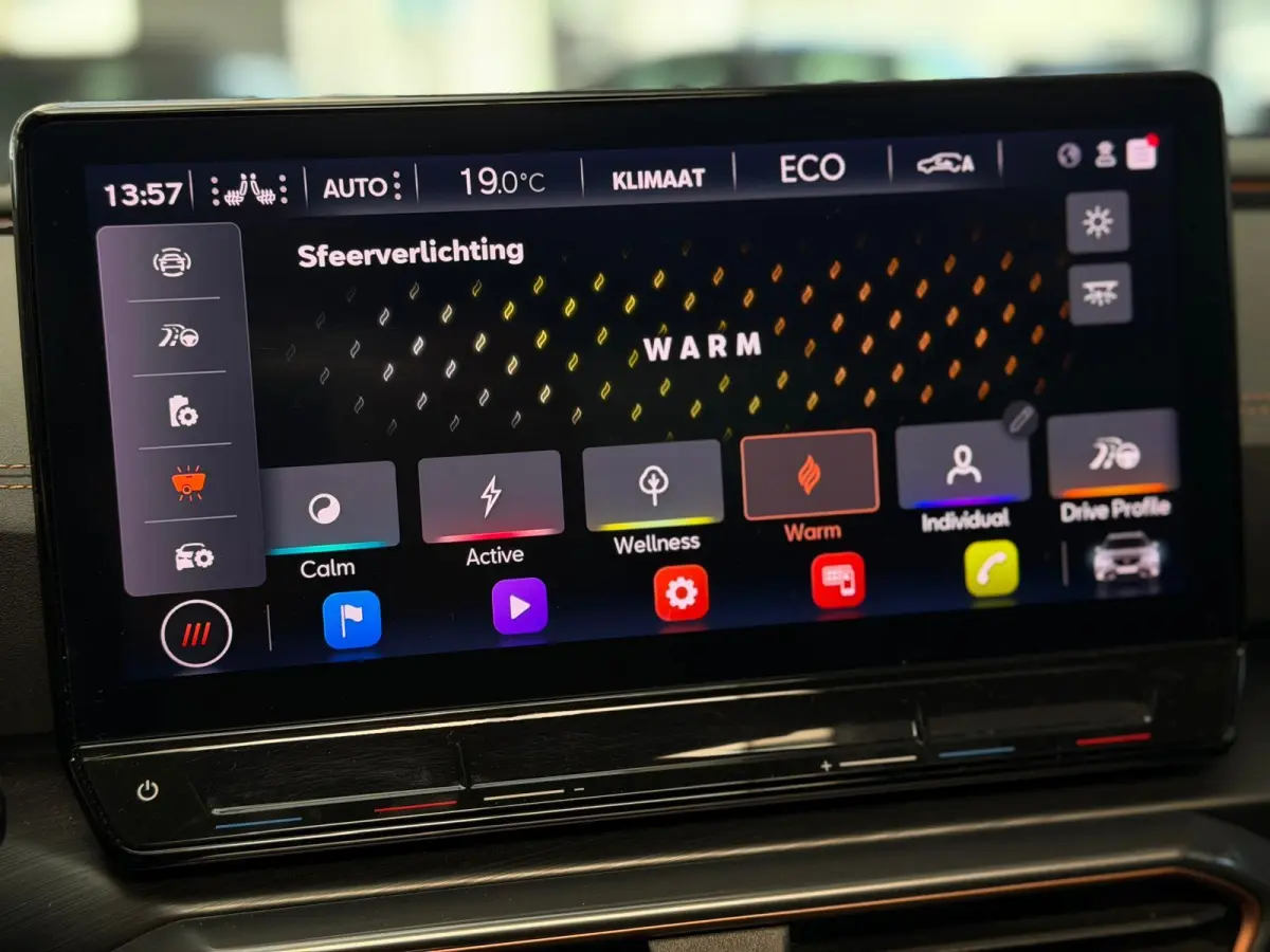 1.4 TSI e-Hybrid vz / pano / camera / CarPlay /