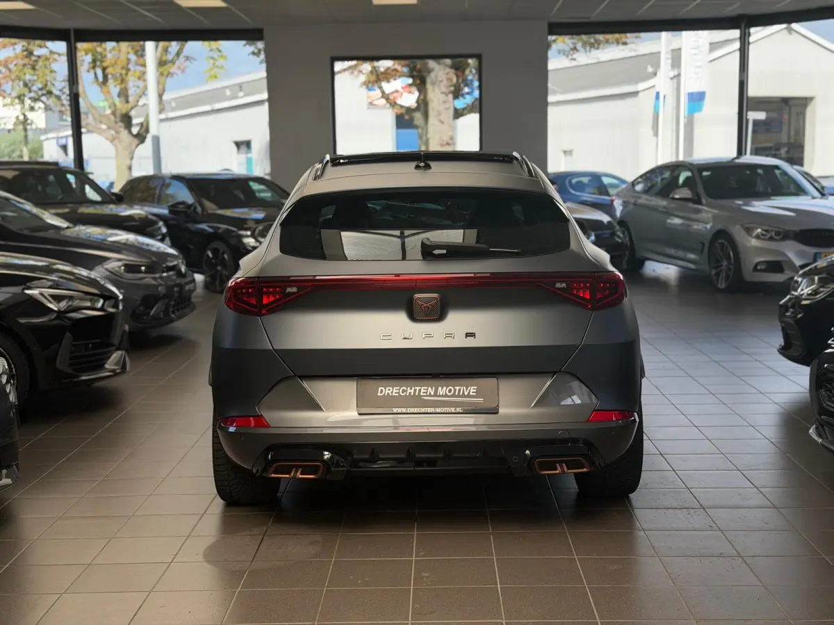 1.4 TSI e-Hybrid vz / pano / camera / CarPlay /