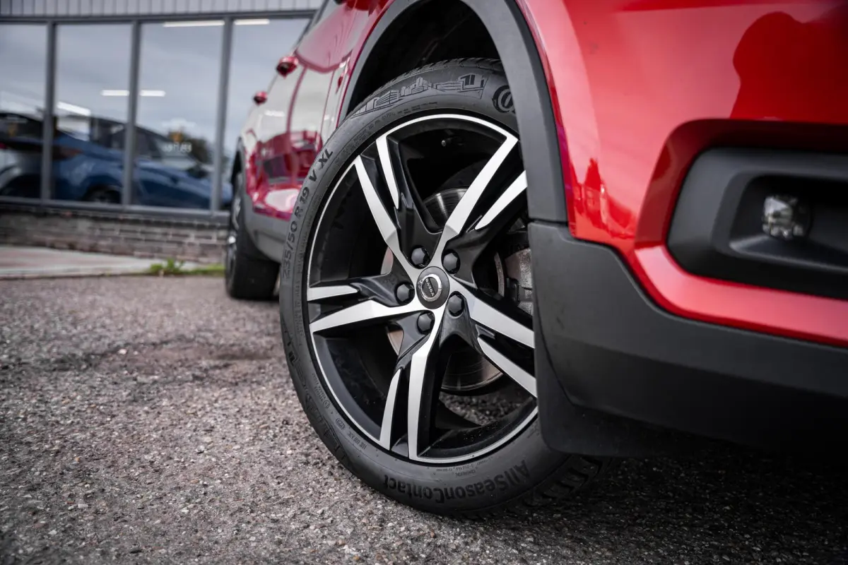T4 2.0 190pk R-Design Trekhaak|Camera|ACC|Carplay|Dealeronderhouden