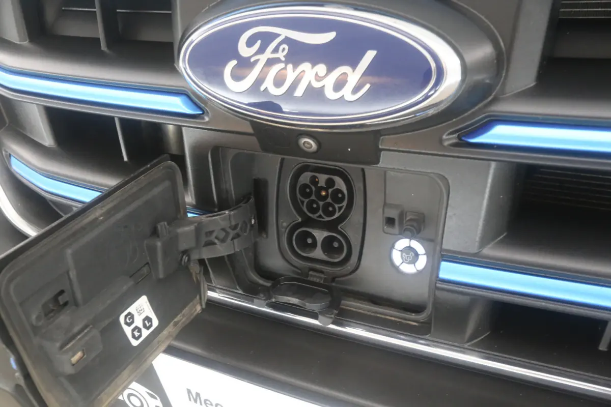 L3H2 68 kWh | Snelladen | SOH 96% | 360° Camera | Clima | 3 Zits | Cruise | Carplay | Parkeersens.