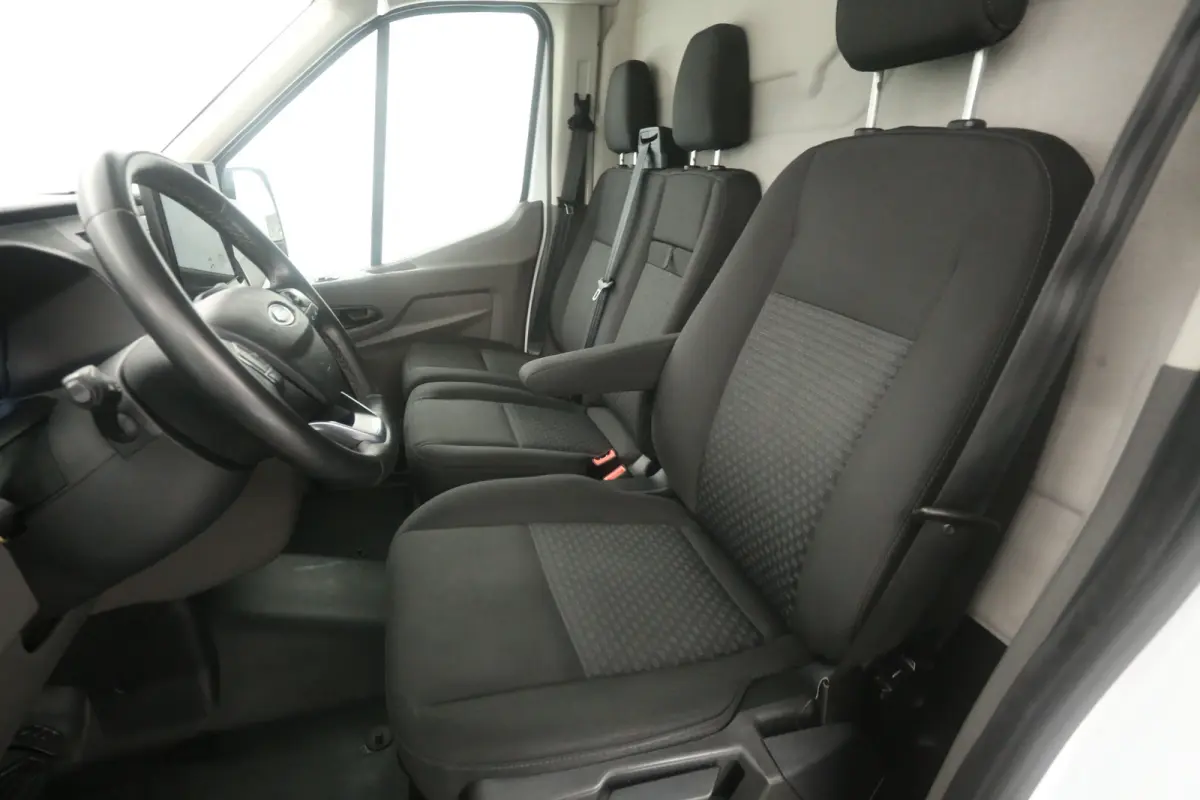 L3H2 68 kWh | Snelladen | SOH 96% | 360° Camera | Clima | 3 Zits | Cruise | Carplay | Parkeersens.