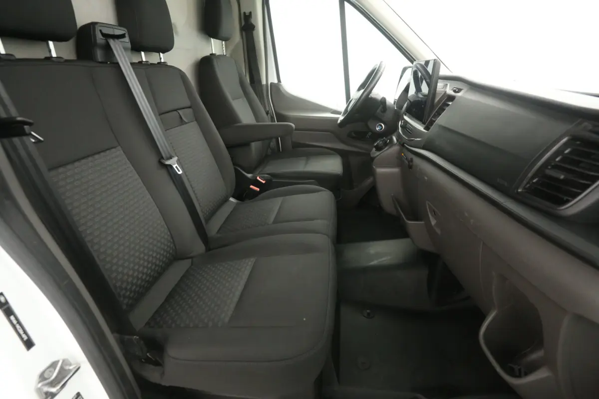 L3H2 68 kWh | Snelladen | SOH 96% | 360° Camera | Clima | 3 Zits | Cruise | Carplay | Parkeersens.