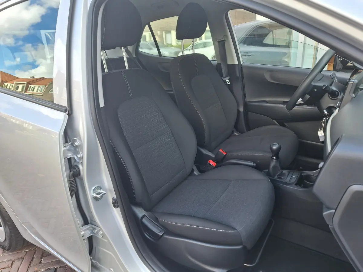 1.0 MPi ComfortPlusLine 5Drs /Camera/Navi/Apple/Android/Garantie