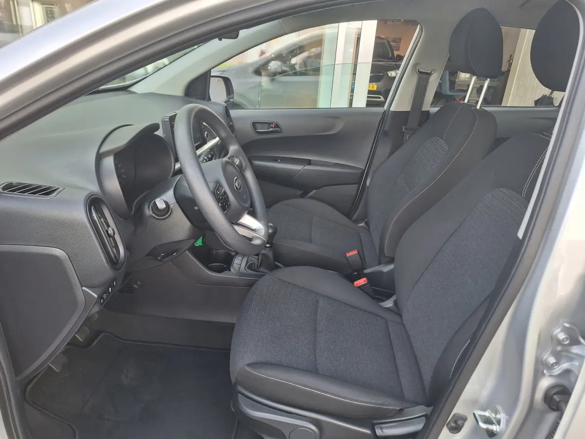 1.0 MPi ComfortPlusLine 5Drs /Camera/Navi/Apple/Android/Garantie