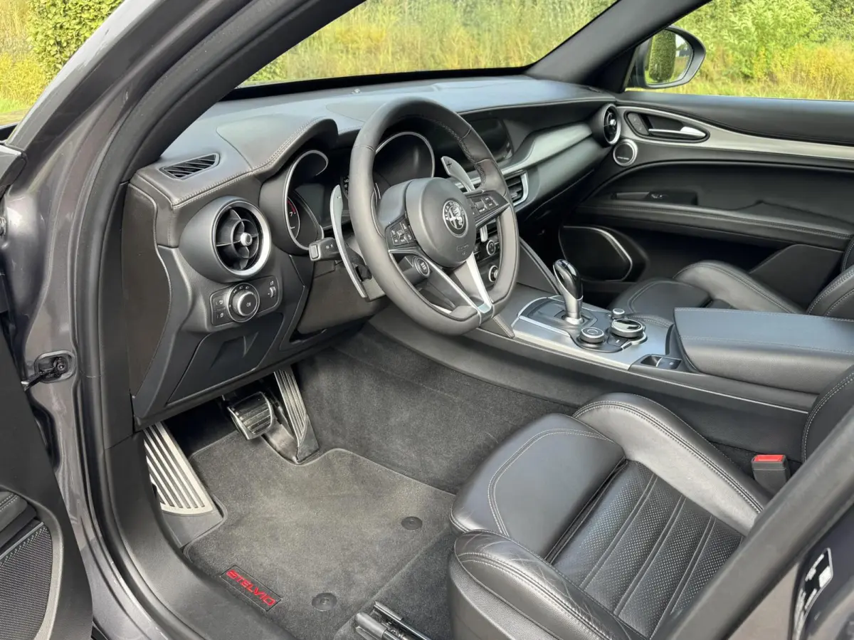 2.0tT Q4 Veloce, 310pk. 20 inch, Pano, vol!!