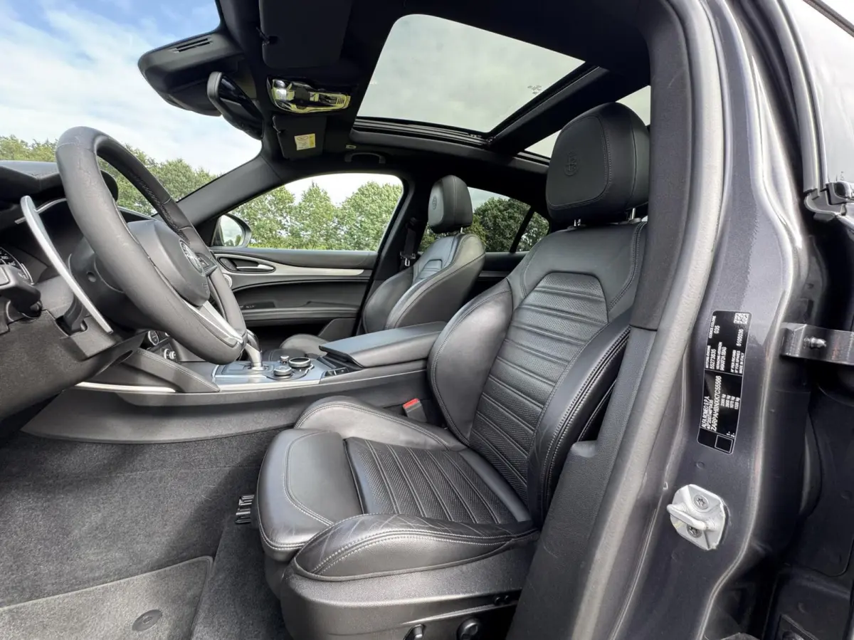 2.0tT Q4 Veloce, 310pk. 20 inch, Pano, vol!!