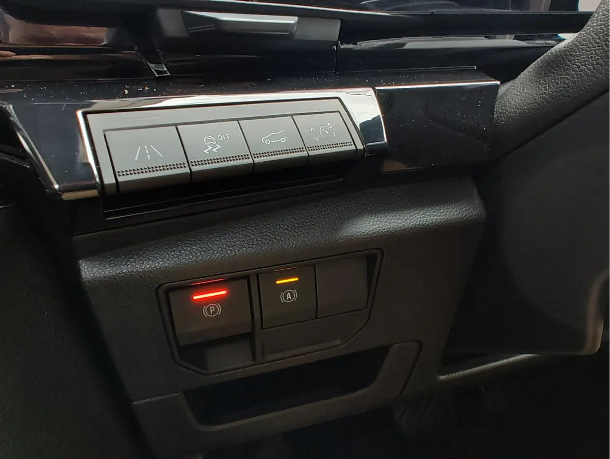 1.2 E-TECH FULL HYBRID ICONIC AUTOMAAT Stuurverwarming | 360 Camera | Keyless