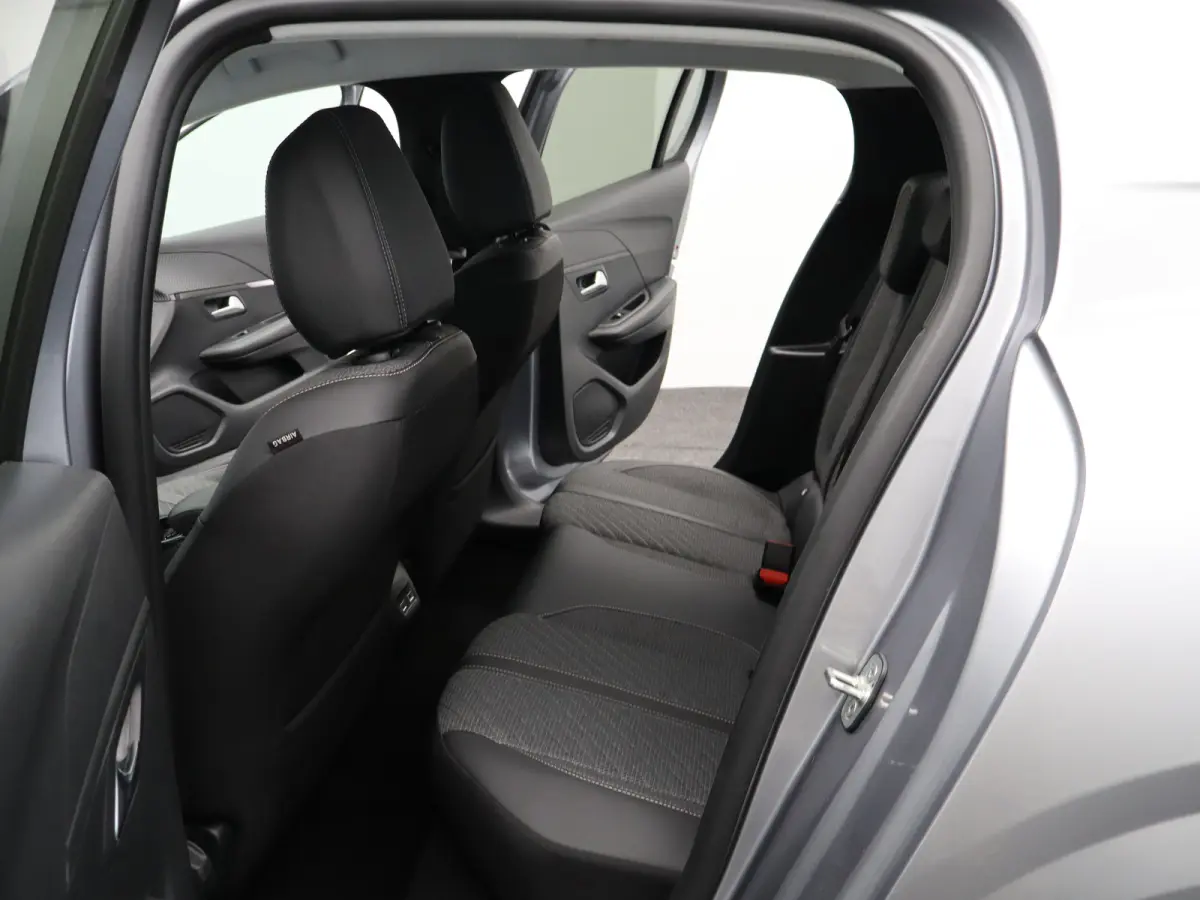 1.2 PureTech 100 Allure | Navi | Cruise | Clima | PDC V+A | Carplay | 16" LMV |