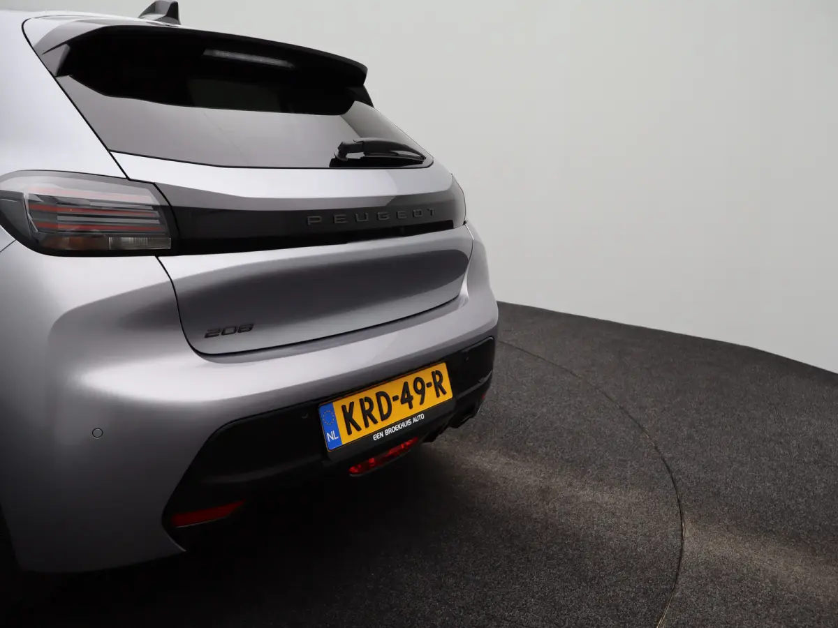 1.2 PureTech 100 Allure | Navi | Cruise | Clima | PDC V+A | Carplay | 16" LMV |