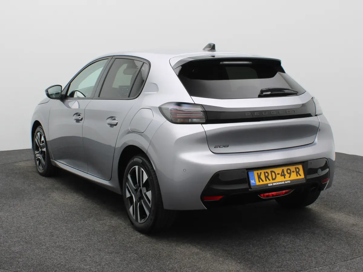 1.2 PureTech 100 Allure | Navi | Cruise | Clima | PDC V+A | Carplay | 16" LMV |