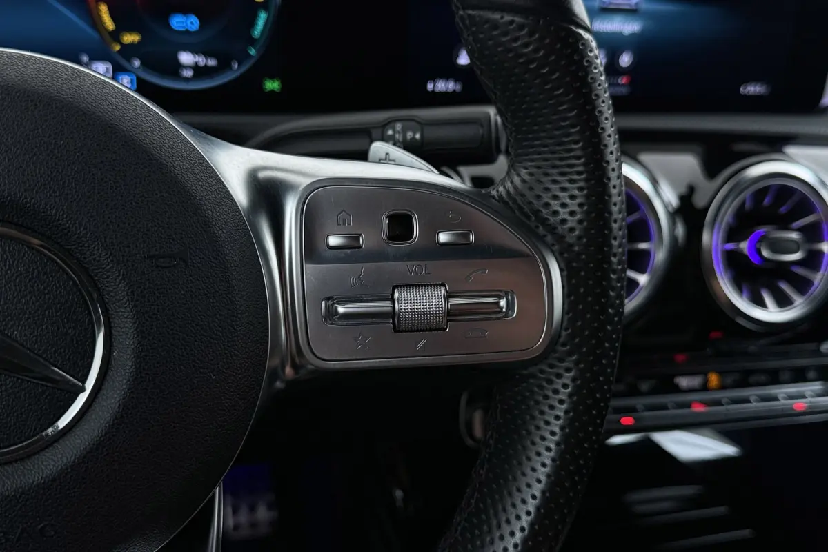 250 e AMG Line | Sfeerverlichting | Widescreen | Burmester | Camera | Climate Control |