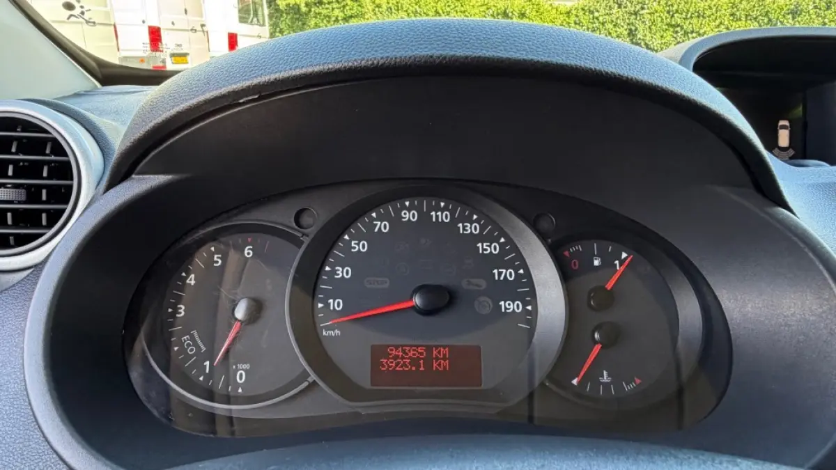 1.5 DCI 70KW 95PK MAXI L2H1 EURO 6 IMPERIAAL/ AIRCO/ NAVIGATIE/ PARKEERSENSOREN/ 100% DEALERONDERHOUDEN