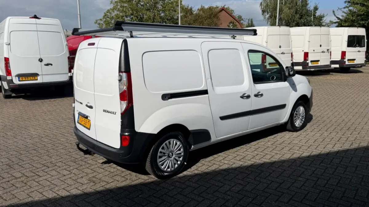 1.5 DCI 70KW 95PK MAXI L2H1 EURO 6 IMPERIAAL/ AIRCO/ NAVIGATIE/ PARKEERSENSOREN/ 100% DEALERONDERHOUDEN