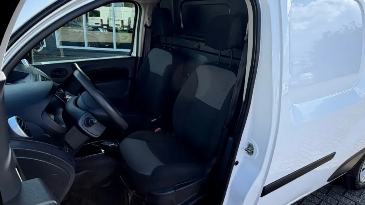1.5 DCI 70KW 95PK MAXI L2H1 EURO 6 IMPERIAAL/ AIRCO/ NAVIGATIE/ PARKEERSENSOREN/ 100% DEALERONDERHOUDEN