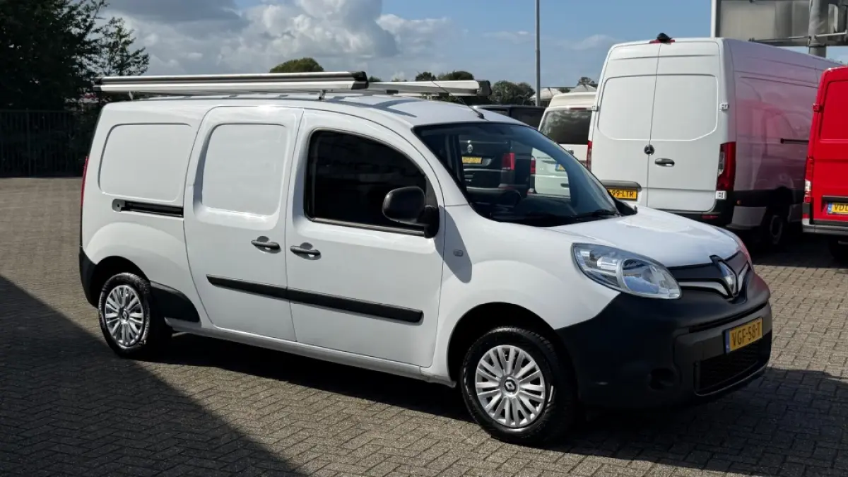 1.5 DCI 70KW 95PK MAXI L2H1 EURO 6 IMPERIAAL/ AIRCO/ NAVIGATIE/ PARKEERSENSOREN/ 100% DEALERONDERHOUDEN
