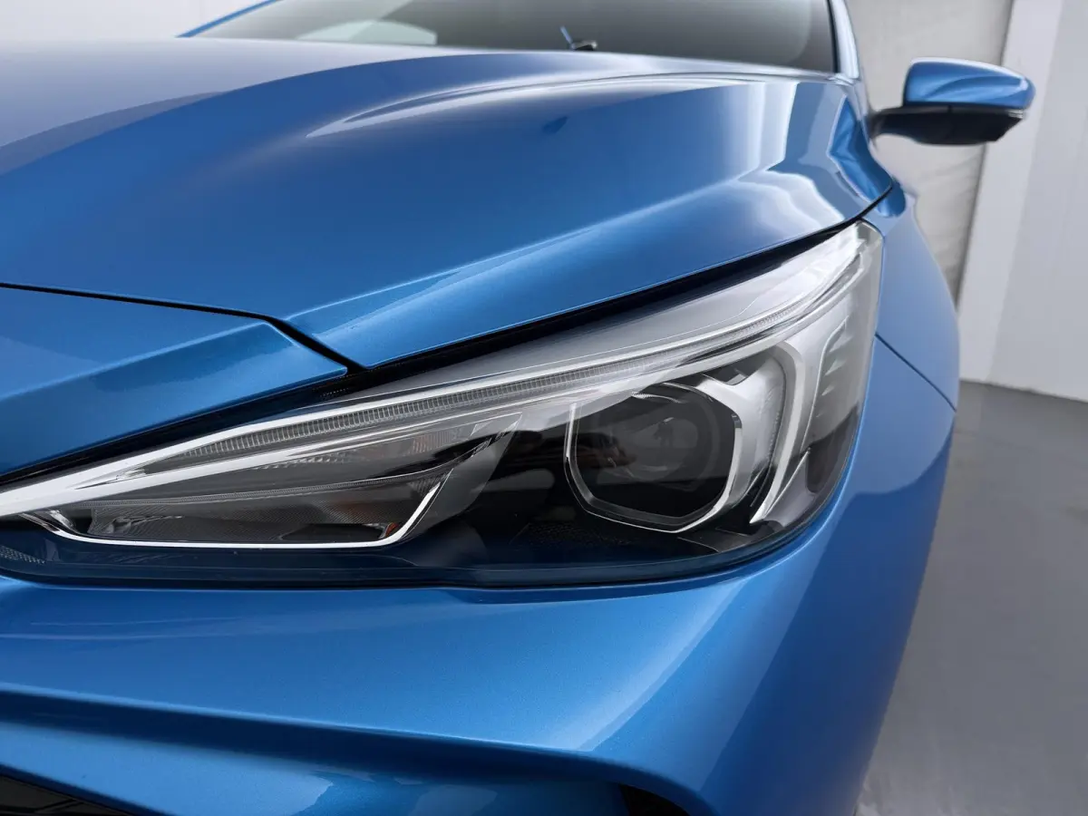 1.5 Hybrid+ Luxury | | Apple CarPlay | Achteruitrijcamera | Navigatie |