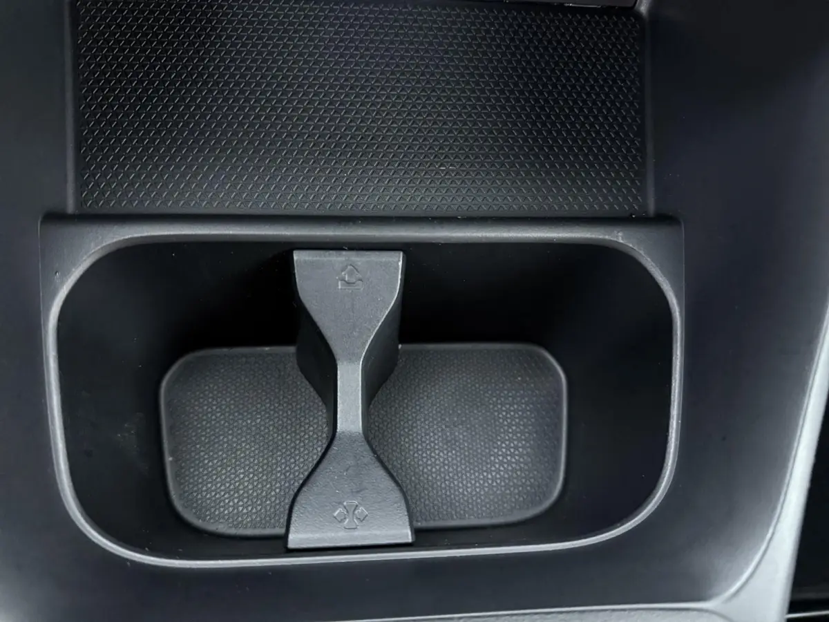 1.5 Hybrid+ Luxury | | Apple CarPlay | Achteruitrijcamera | Navigatie |