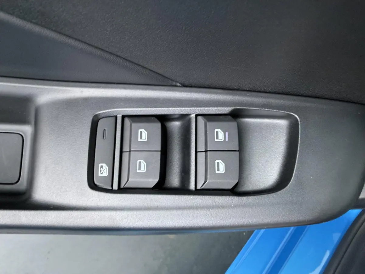 1.5 Hybrid+ Luxury | | Apple CarPlay | Achteruitrijcamera | Navigatie |