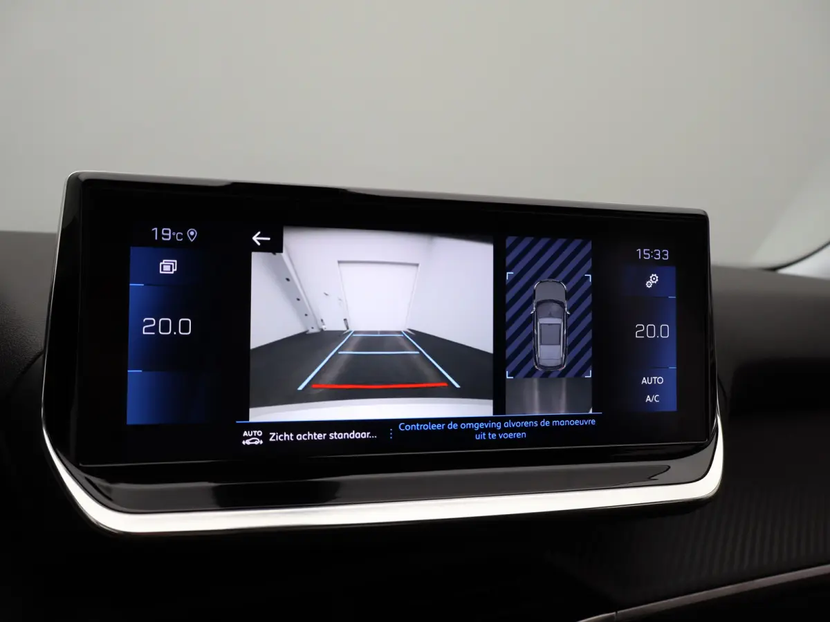 1.2 PureTech Allure Pack Parkeensensoren | Apple Carplay | Camera | Navigatie | 17" Lichtmetalen Velgen | Climate Control | Cruise Control