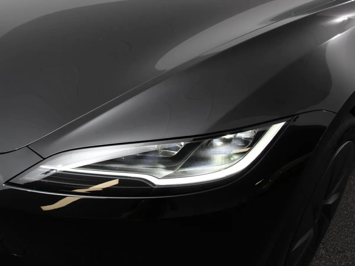 RWD 60 kWh 534KM LFP Autopilot Panorama Warmtepomp Stoel/Stuurverwarming Full LED PDC VA+ Camera