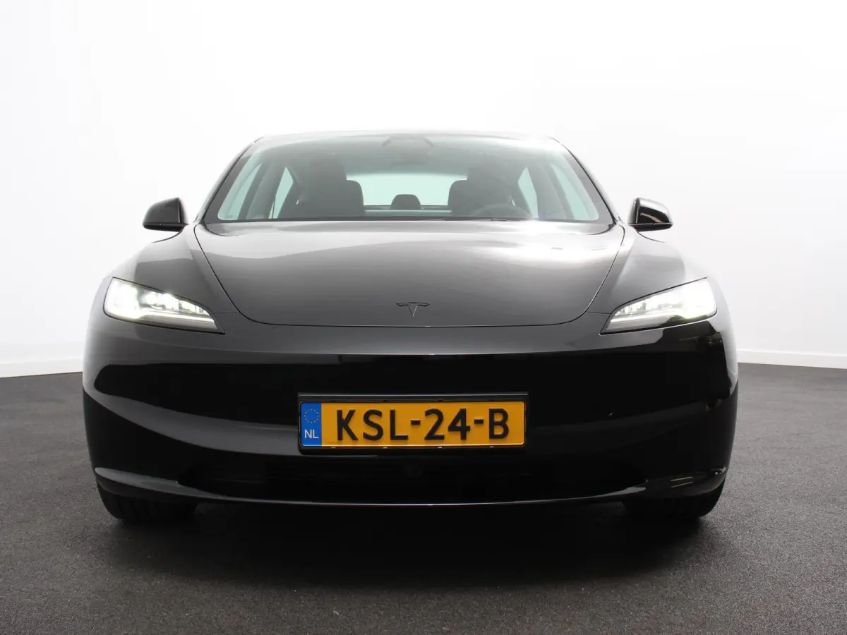 RWD 60 kWh 534KM LFP Autopilot Panorama Warmtepomp Stoel/Stuurverwarming Full LED PDC VA+ Camera