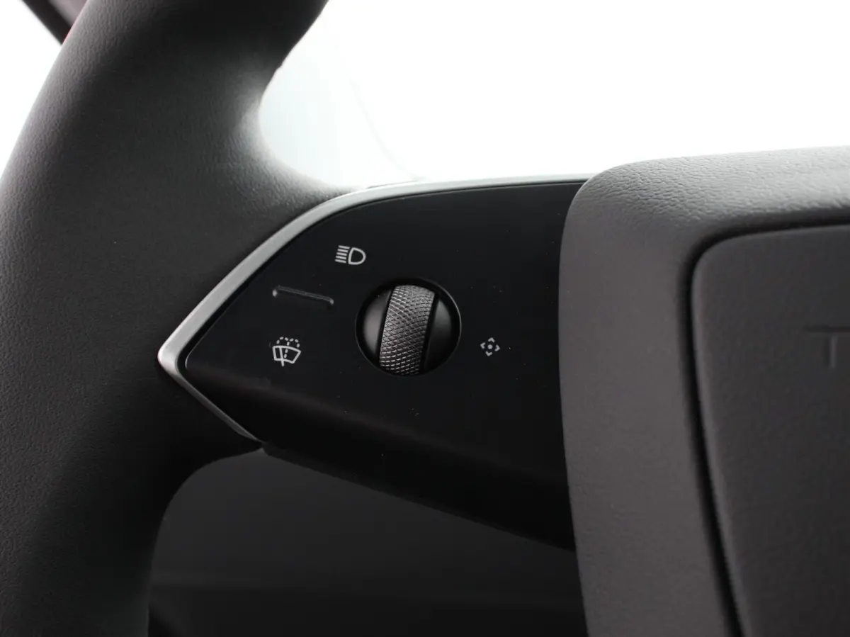RWD 60 kWh 534KM LFP Autopilot Panorama Warmtepomp Stoel/Stuurverwarming Full LED PDC VA+ Camera