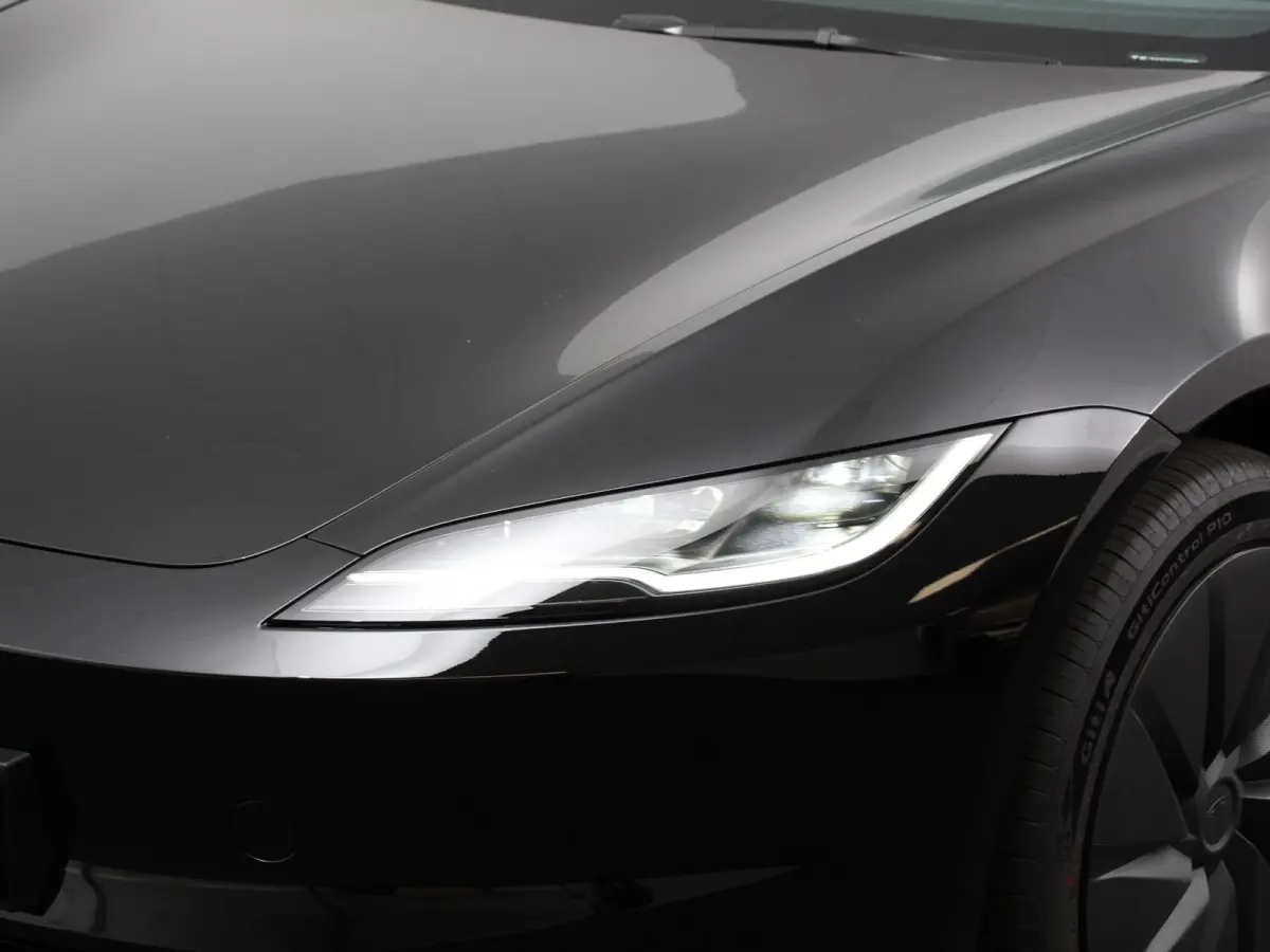 RWD 60 kWh 534KM LFP Autopilot Panorama Warmtepomp Stoel/Stuurverwarming Full LED PDC VA+ Camera