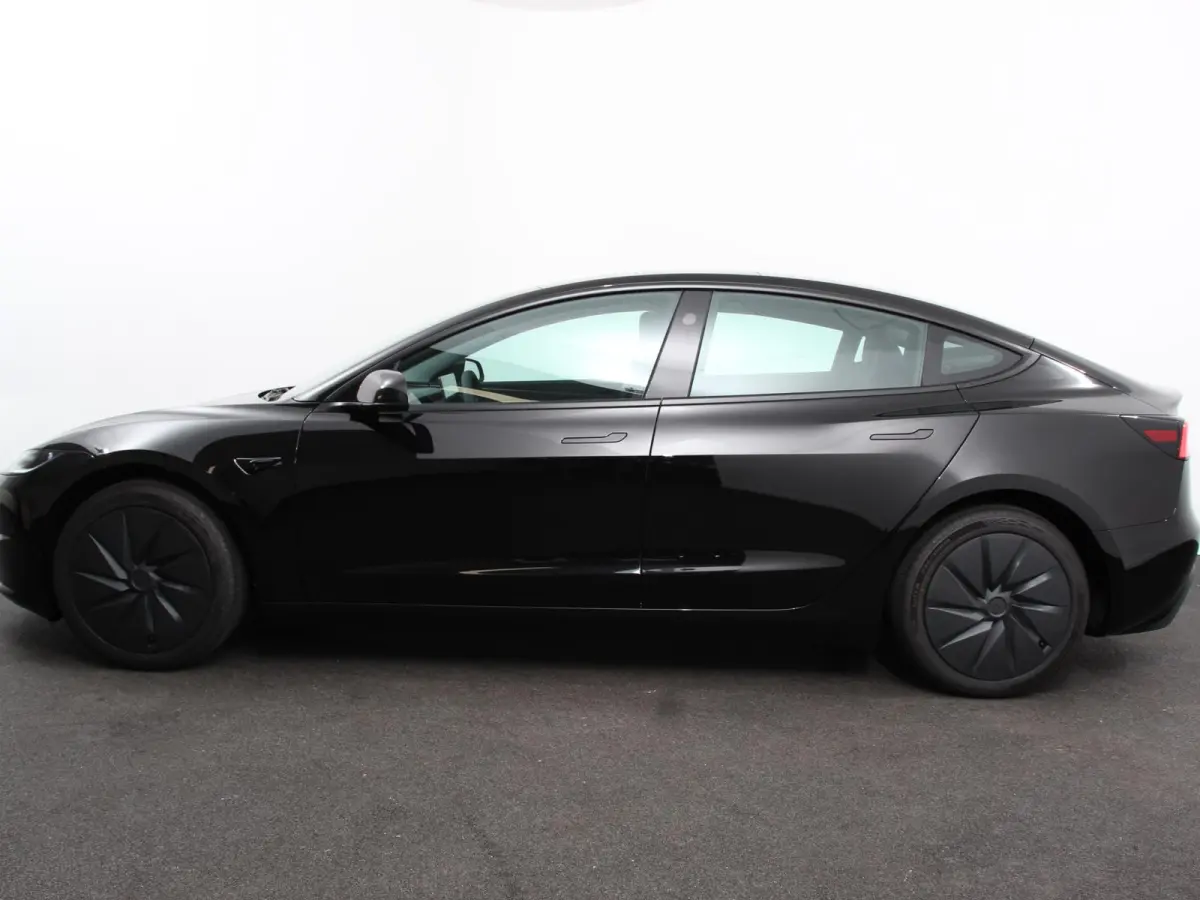 RWD 60 kWh 534KM LFP Autopilot Panorama Warmtepomp Stoel/Stuurverwarming Full LED PDC VA+ Camera
