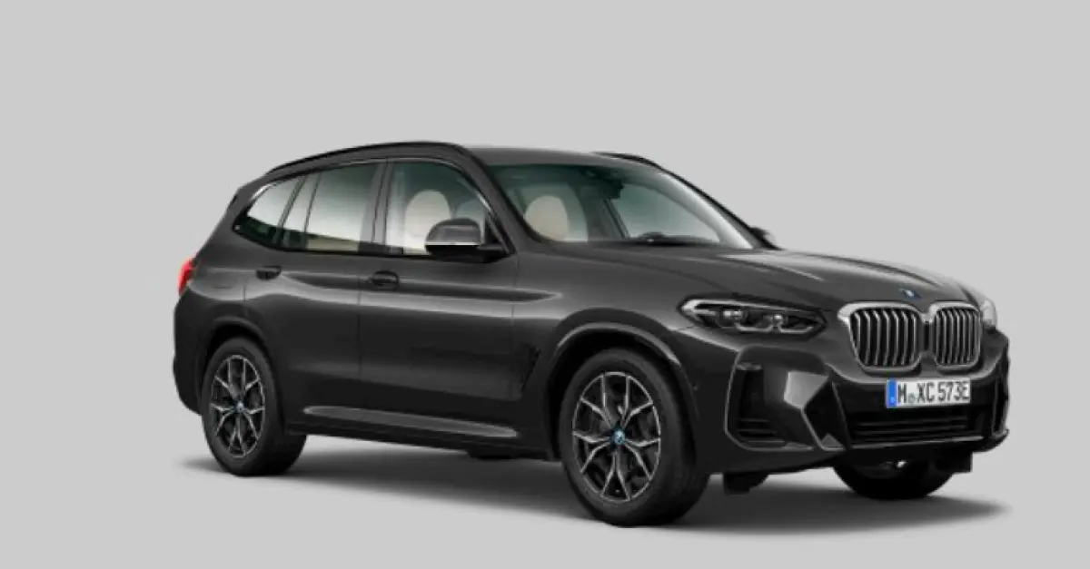xDrive30e M Sport - Elektrisch verstelbare/verwarmde stoelen - Parking/Driving Assistant - Comfort Access - Geluiddempende/Getinte Ruiten - BMW Live Cockpit Professional -