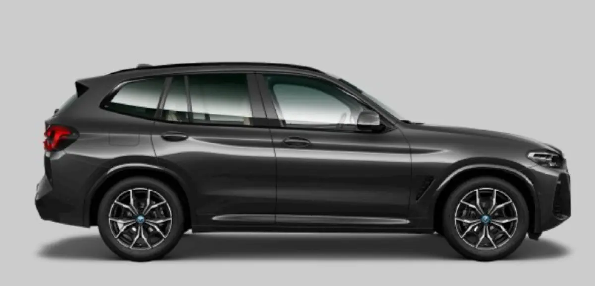 xDrive30e M Sport - Elektrisch verstelbare/verwarmde stoelen - Parking/Driving Assistant - Comfort Access - Geluiddempende/Getinte Ruiten - BMW Live Cockpit Professional -