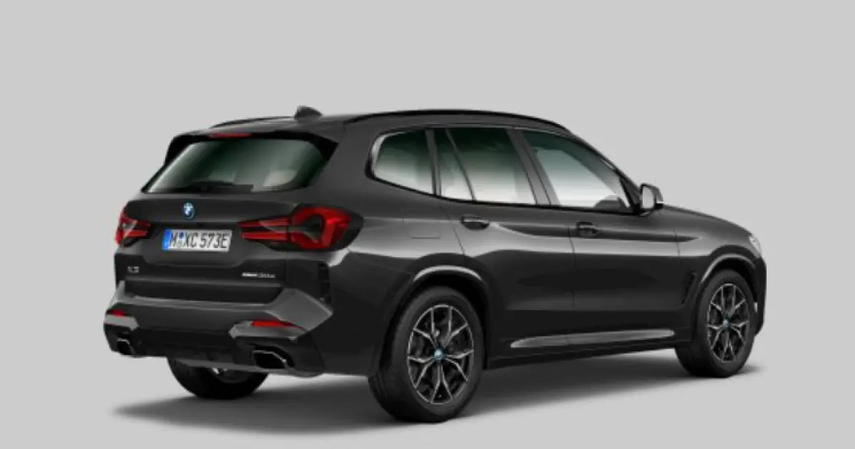 xDrive30e M Sport - Elektrisch verstelbare/verwarmde stoelen - Parking/Driving Assistant - Comfort Access - Geluiddempende/Getinte Ruiten - BMW Live Cockpit Professional -