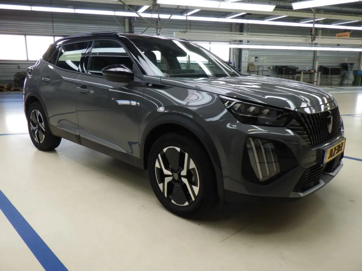 EV GT Avantage 54 kWh | Fase 3 laden | SOH 98% | Massage | Luxe stoelen | Warmtepomp | Navigatie | NL auto | 17.500km |