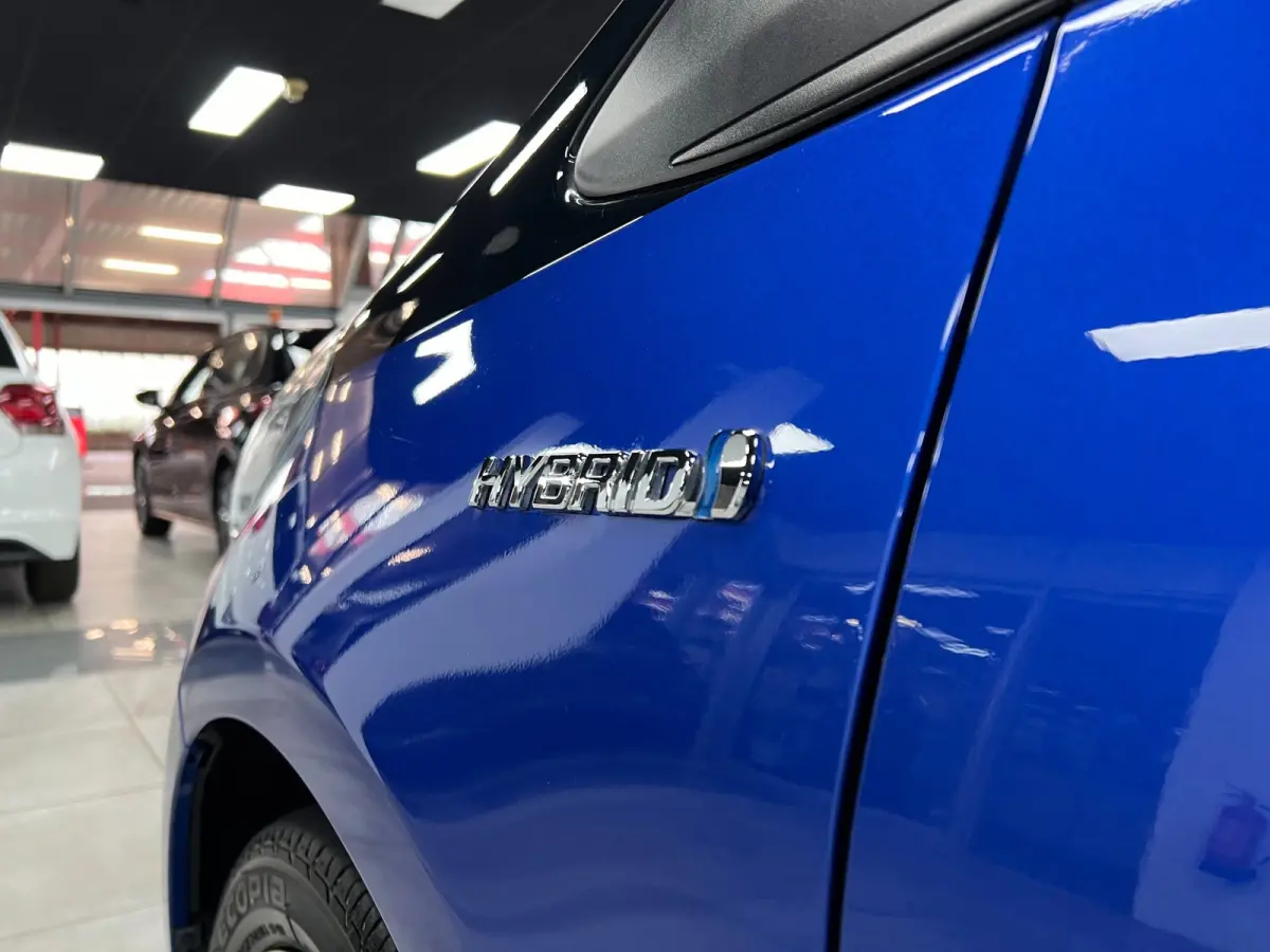 1.5 Hybrid Bi-Tone Plus | Navi| Keyless| Cruise