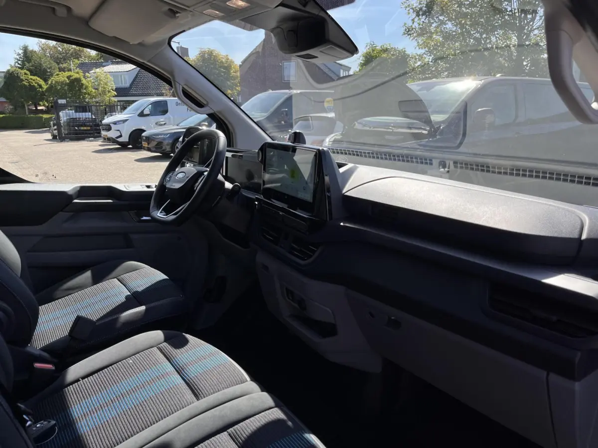 340 L2H1 Sport 71 kWh 218PK 2x Schuifdeur B&O Audio 2300KG Trekgewicht Adaptieve Cruise Navi Stoelverwarming Carplay Blind-Spot *Nieuw*