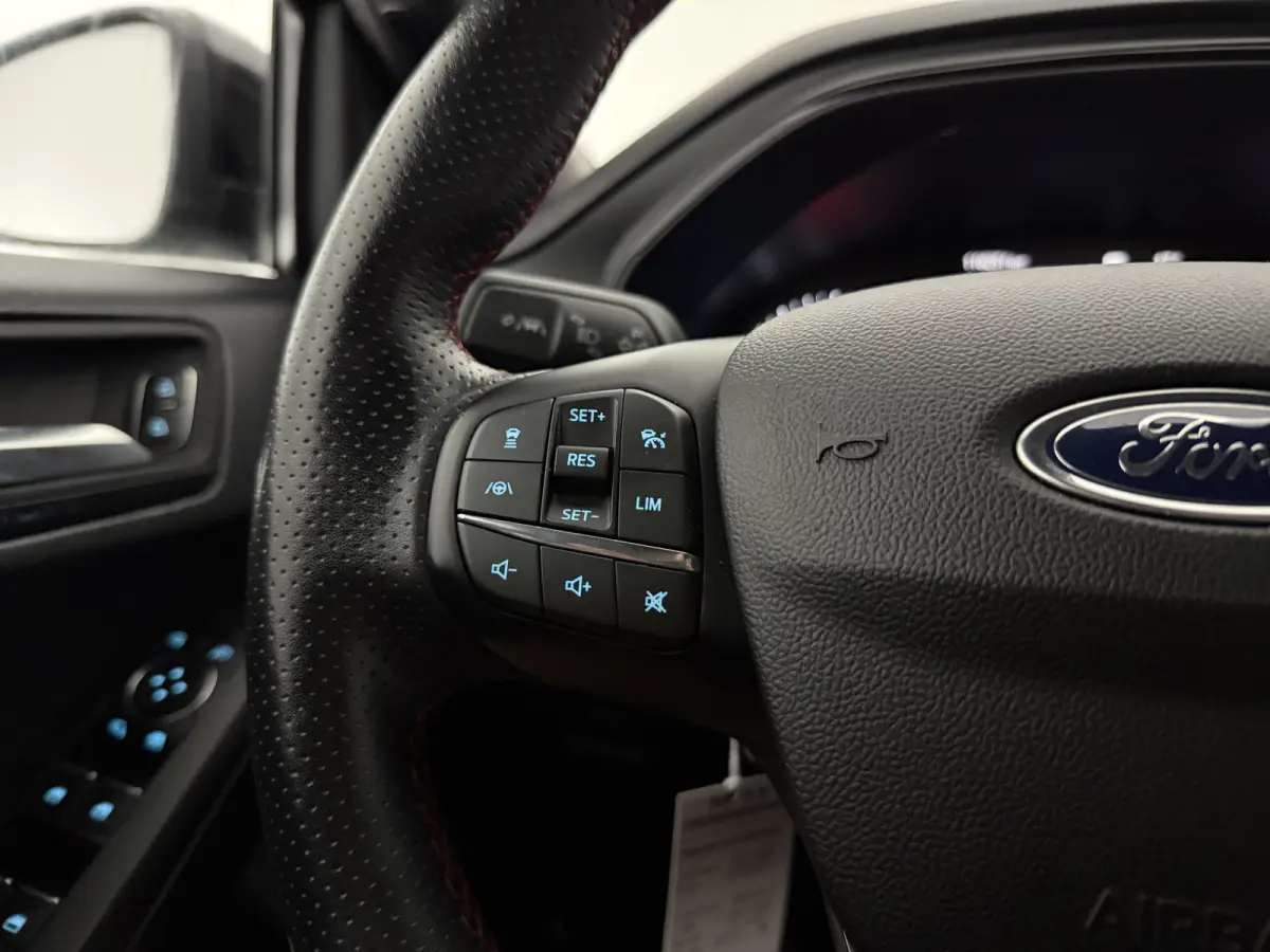 1.5 EcoBoost ST Line Business | Camera | Clima | B&O | Cruise | Carplay | Navi | Stoel/Stuurverw.