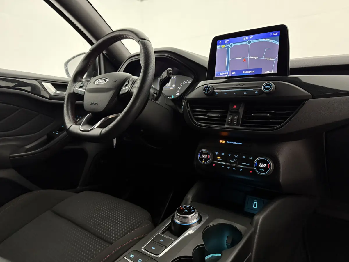 1.5 EcoBoost ST Line Business | Camera | Clima | B&O | Cruise | Carplay | Navi | Stoel/Stuurverw.