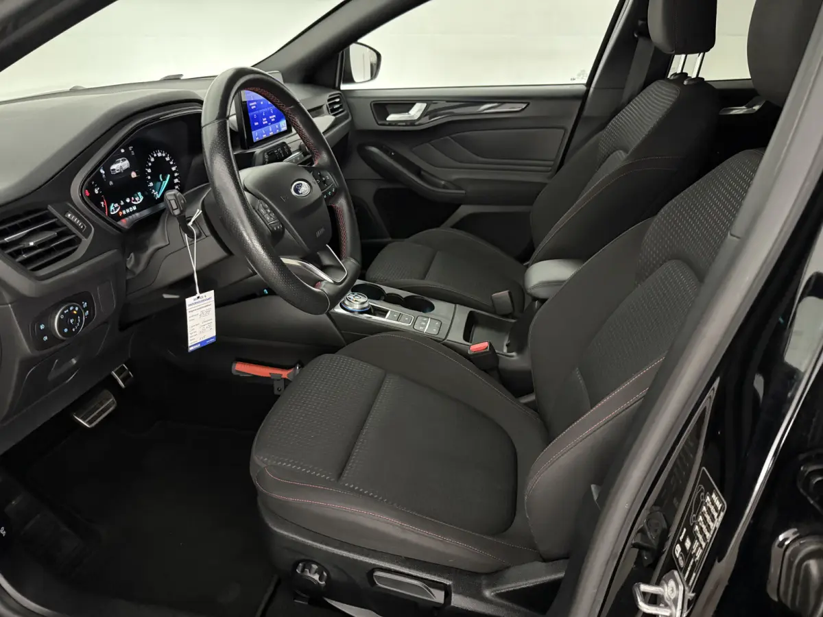 1.5 EcoBoost ST Line Business | Camera | Clima | B&O | Cruise | Carplay | Navi | Stoel/Stuurverw.