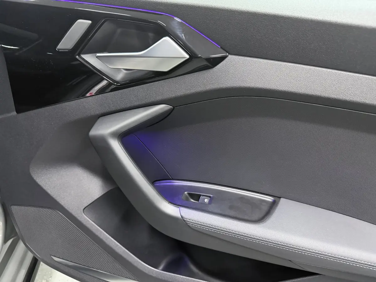 35 TFSI edition one NAVI/V-COCKPIT/SFEERVERL/B&O/ECC/PDC/CRUISE///
