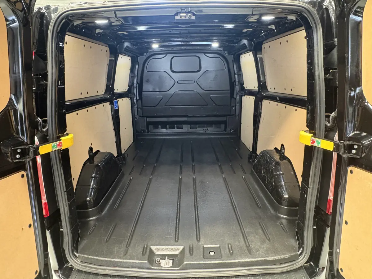 320 2.0 TDCI L2H1 Sport 2x schuifdeur, 185pk, Navi, Camera