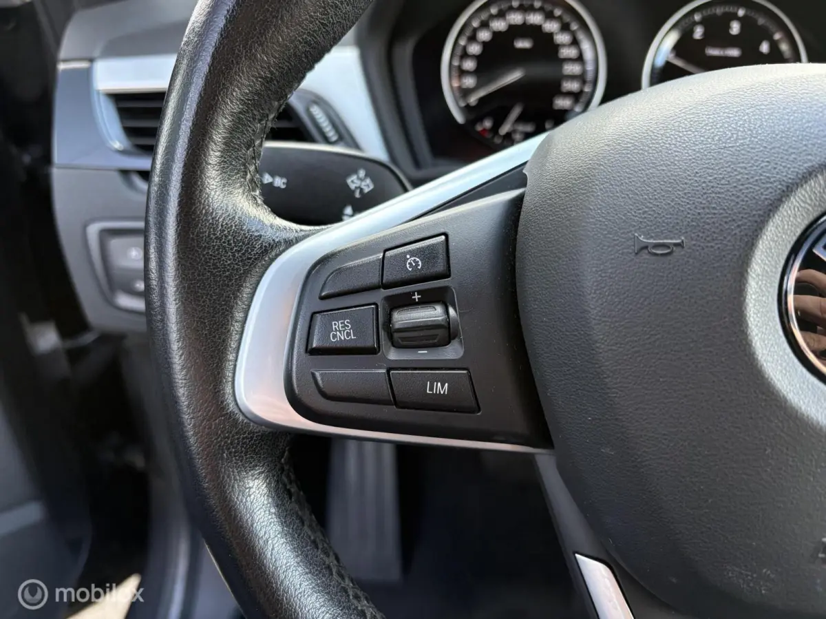sDrive HighE. Leder / HUD / Elek. achterklep / Camera
