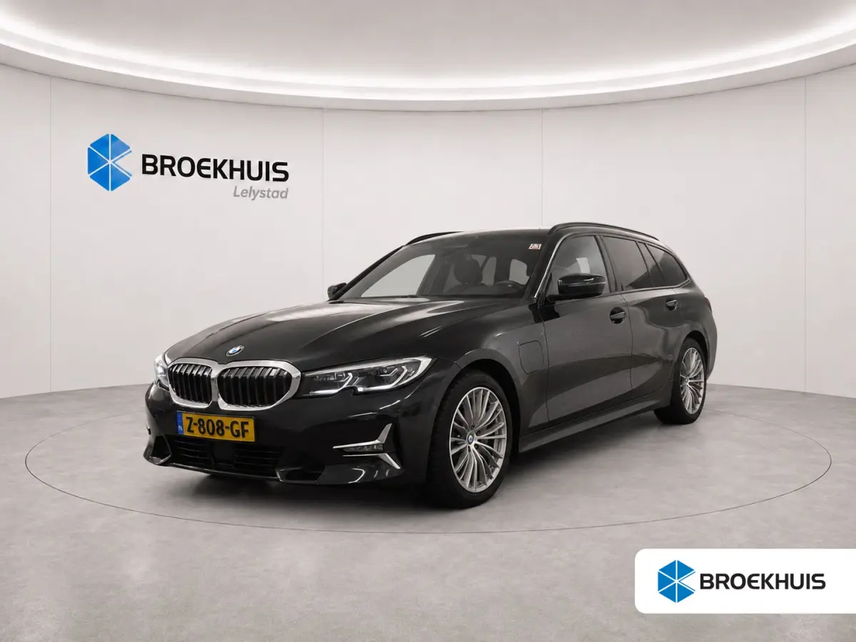 330E XDRIVE 292PK HIGH EXECUTIVE AUTOMAAT SOH 89% / NAVI / CLIMA / FULL-LED / PDC / 18" LMV / KEYLESS / PANO. DAK / WEGKLAP. TREKHAAK / ADAPT. CRUISECONTROL !!