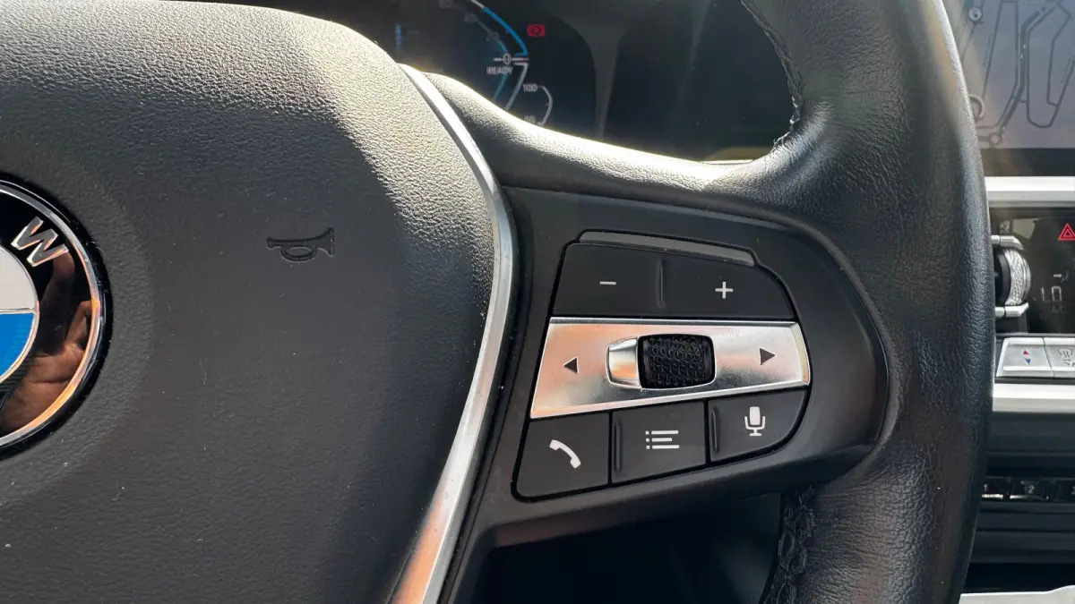 330E XDRIVE 292PK HIGH EXECUTIVE AUTOMAAT SOH 89% / NAVI / CLIMA / FULL-LED / PDC / 18" LMV / KEYLESS / PANO. DAK / WEGKLAP. TREKHAAK / ADAPT. CRUISECONTROL !!