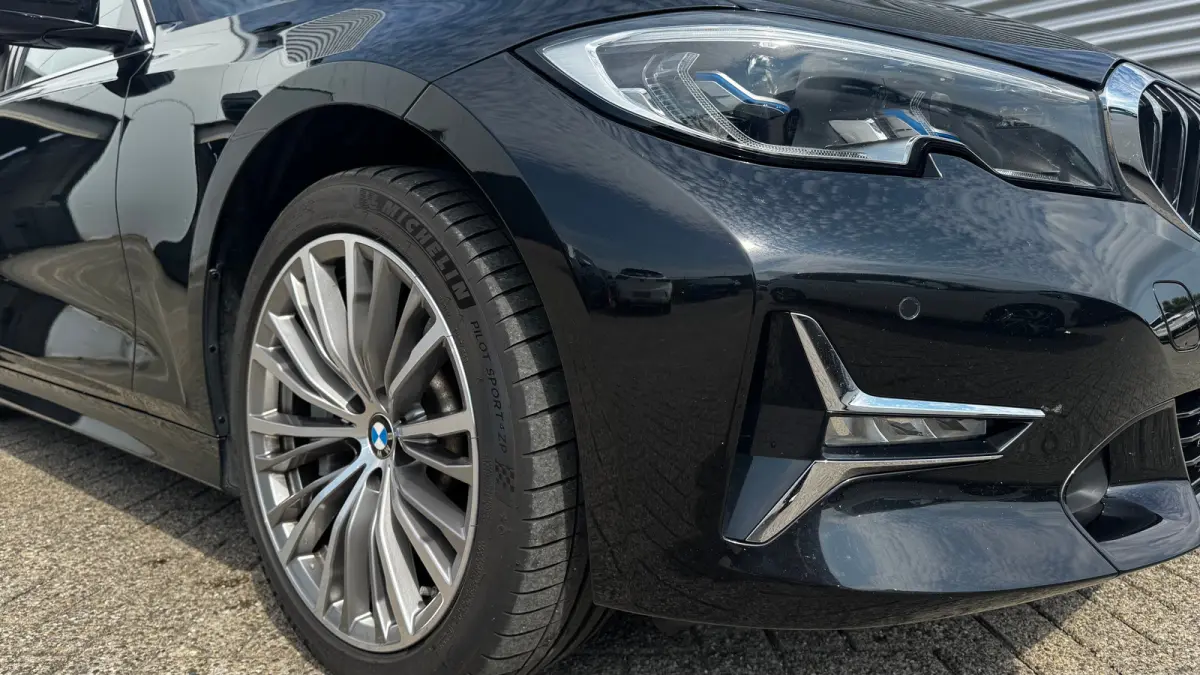 330E XDRIVE 292PK HIGH EXECUTIVE AUTOMAAT SOH 89% / NAVI / CLIMA / FULL-LED / PDC / 18" LMV / KEYLESS / PANO. DAK / WEGKLAP. TREKHAAK / ADAPT. CRUISECONTROL !!