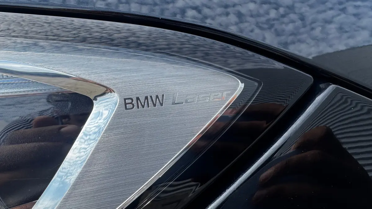 330E XDRIVE 292PK HIGH EXECUTIVE AUTOMAAT SOH 89% / NAVI / CLIMA / FULL-LED / PDC / 18" LMV / KEYLESS / PANO. DAK / WEGKLAP. TREKHAAK / ADAPT. CRUISECONTROL !!
