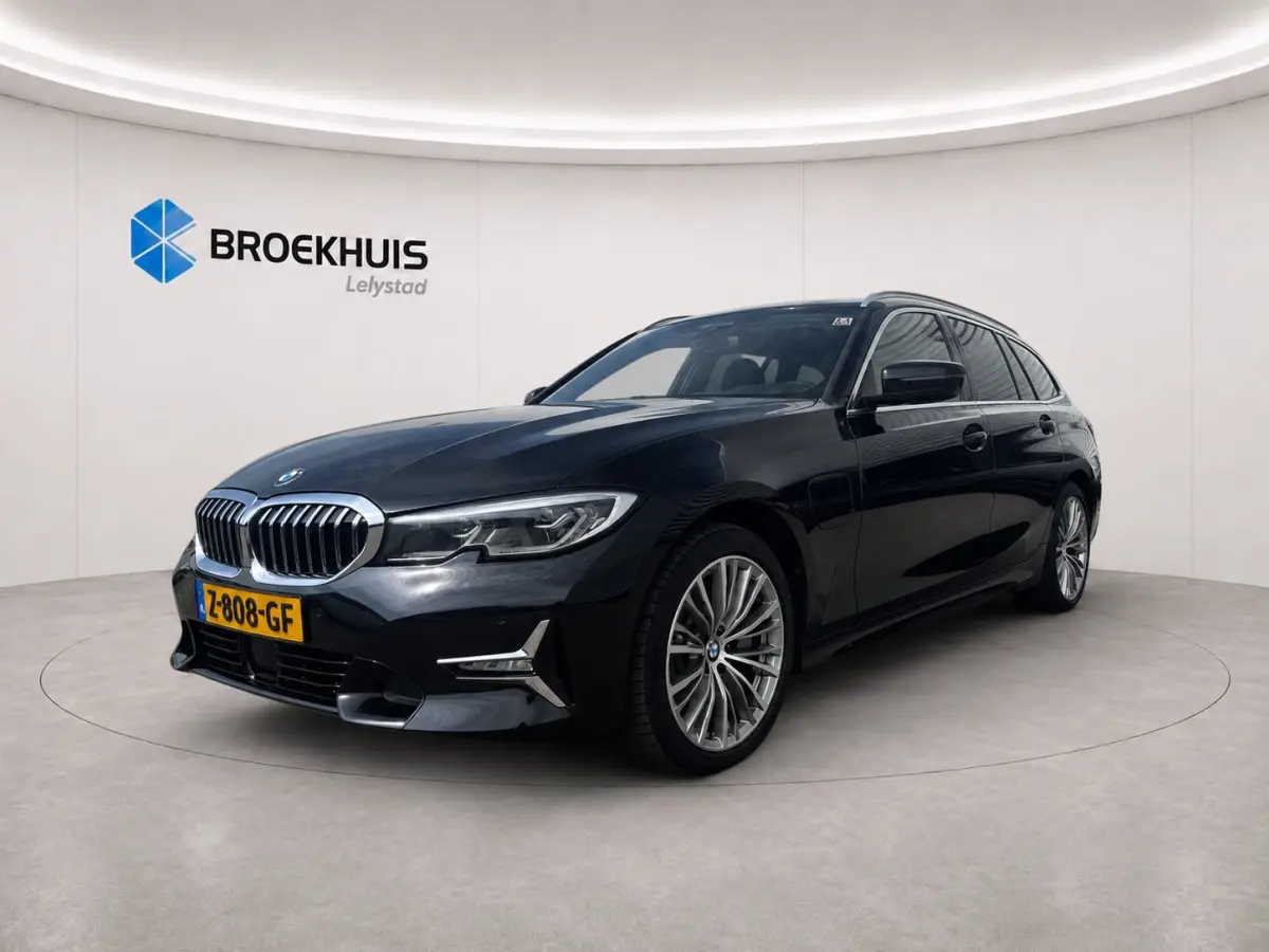 330E XDRIVE 292PK HIGH EXECUTIVE AUTOMAAT SOH 89% / NAVI / CLIMA / FULL-LED / PDC / 18" LMV / KEYLESS / PANO. DAK / WEGKLAP. TREKHAAK / ADAPT. CRUISECONTROL !!