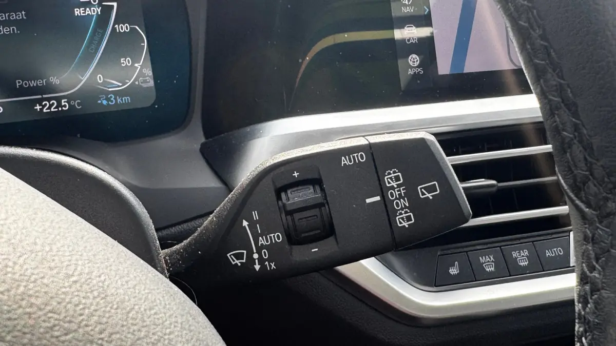 330E XDRIVE 292PK HIGH EXECUTIVE AUTOMAAT SOH 89% / NAVI / CLIMA / FULL-LED / PDC / 18" LMV / KEYLESS / PANO. DAK / WEGKLAP. TREKHAAK / ADAPT. CRUISECONTROL !!