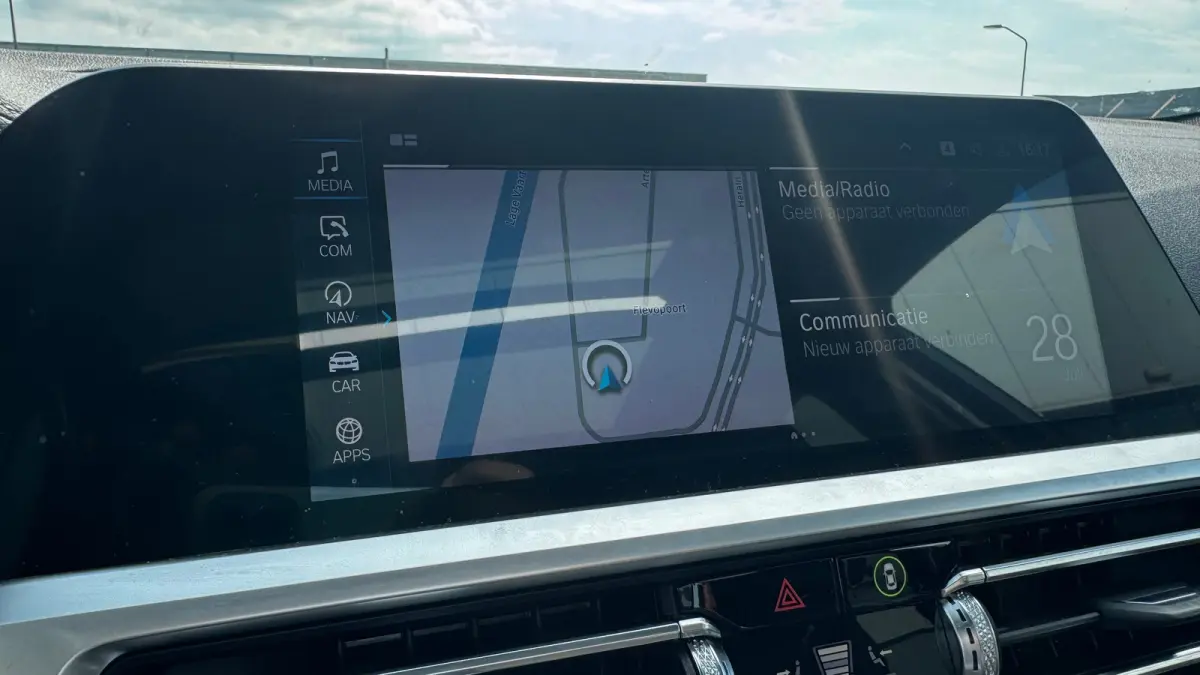 330E XDRIVE 292PK HIGH EXECUTIVE AUTOMAAT SOH 89% / NAVI / CLIMA / FULL-LED / PDC / 18" LMV / KEYLESS / PANO. DAK / WEGKLAP. TREKHAAK / ADAPT. CRUISECONTROL !!