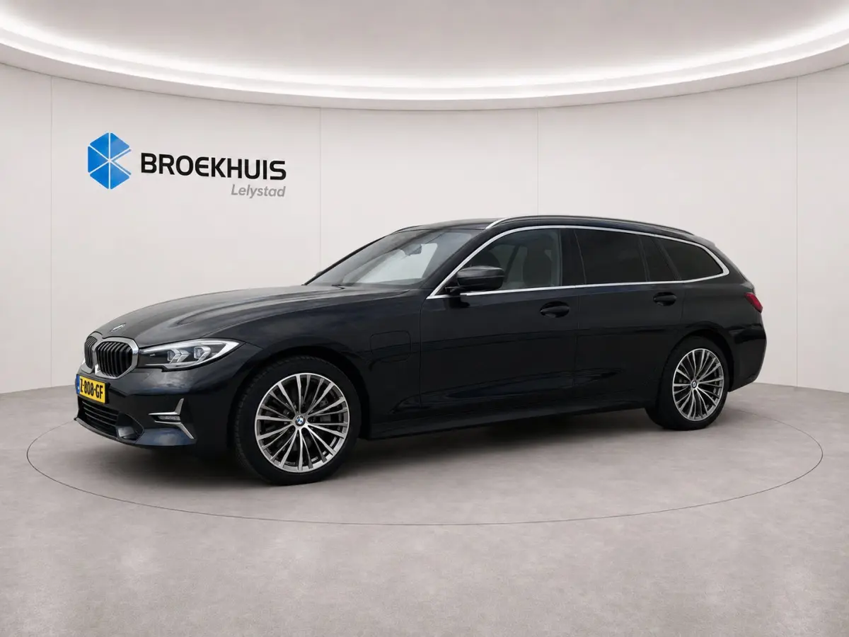330E XDRIVE 292PK HIGH EXECUTIVE AUTOMAAT SOH 89% / NAVI / CLIMA / FULL-LED / PDC / 18" LMV / KEYLESS / PANO. DAK / WEGKLAP. TREKHAAK / ADAPT. CRUISECONTROL !!