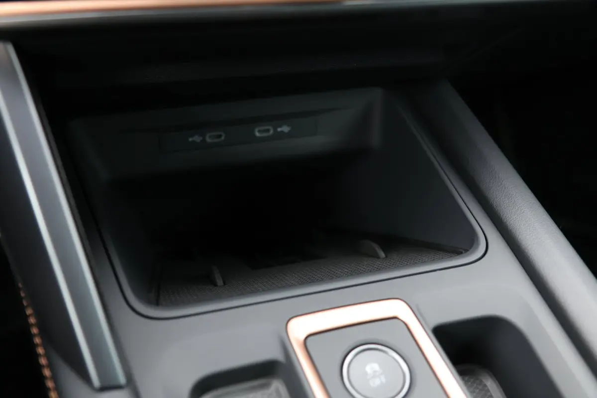 1.5 E-tsi Acc Winterpakket